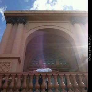 Meet your Posher, Heath